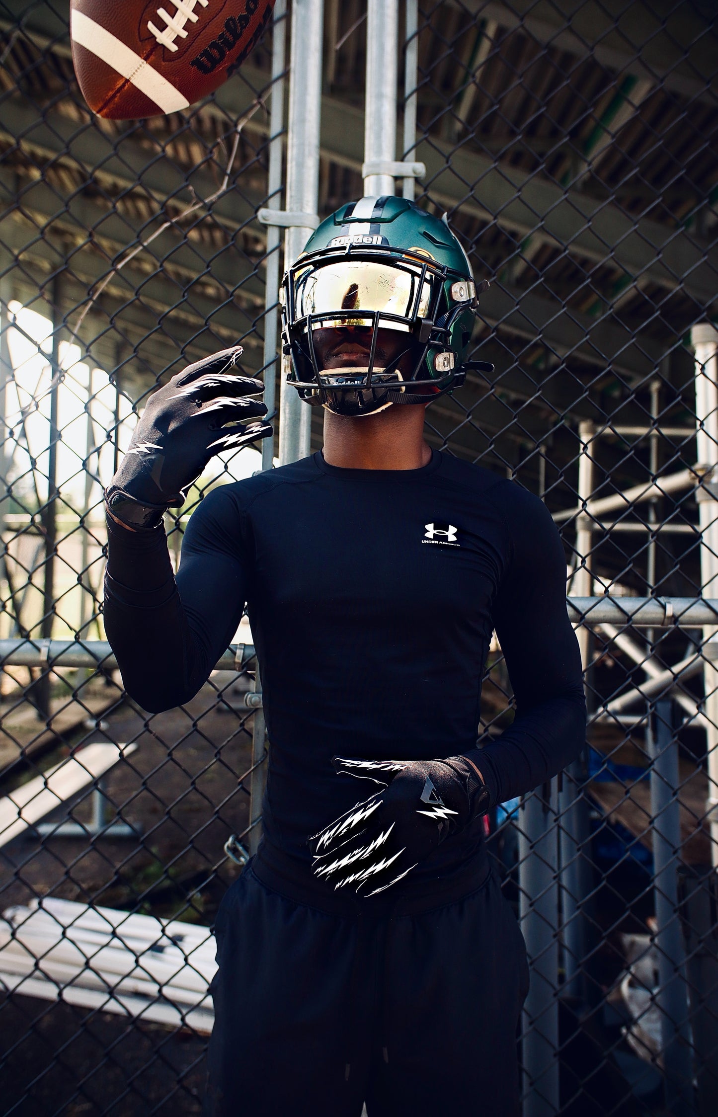 SHOWTIME AFFECT “SHELL SHOCK” WIDE RECEIVER GLOVES